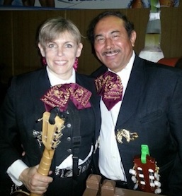 Mariachi Palenque - Sally & Aurelio